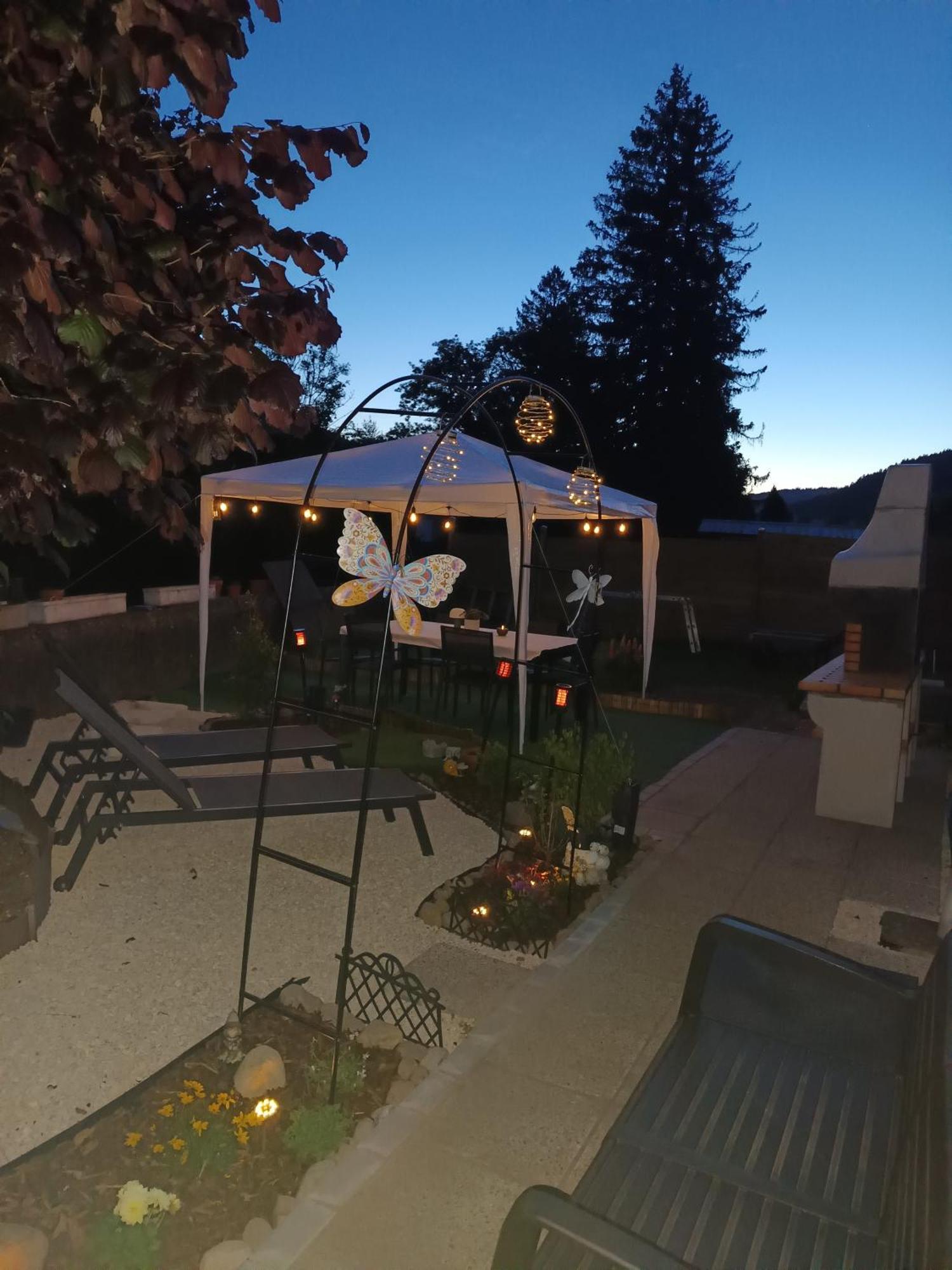 Bed and Breakfast Monts Et Reves Ramonchamp Zimmer foto